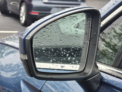 Used 2019 Volkswagen Tiguan SE AWD/4WD image 24