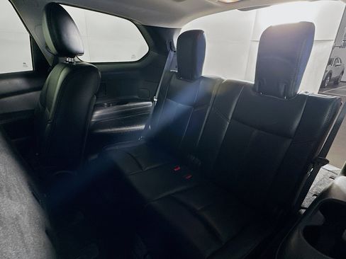 Used 2019 Nissan Pathfinder SL w/ Cargo Package image 28