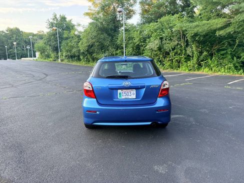 Used 2009 Toyota Matrix FWD image 9
