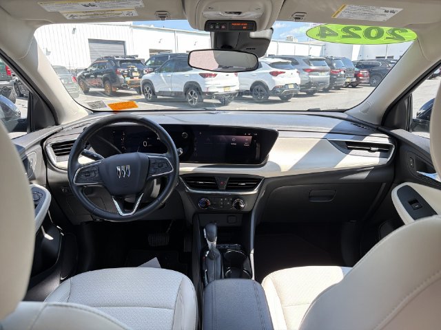 Used 2024 Buick Encore GX Preferred FWD image 19