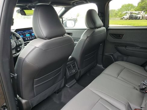 New 2026 Subaru Outback Limited AWD/4WD image 10