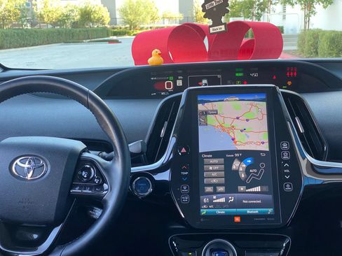 Used 2022 Toyota Prius Prime Limited FWD image 29