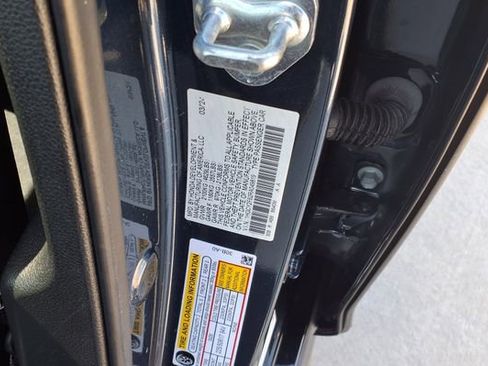 Used 2024 Honda Accord EX-L image 32