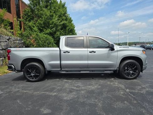 Used 2024 Chevrolet Silverado 1500 Custom AWD/4WD image 2