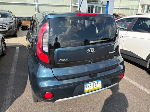 Used 2018 Kia Soul + w/ Audio Package FWD image 9
