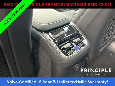 Certified 2025 Volvo XC90 T8 Core image 38