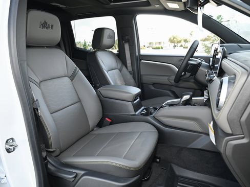 New 2026 Chevrolet Colorado ZR2 w/ ZR2 Bison Edition image 67