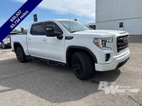Used 2022 GMC Sierra 1500 Elevation w/ X31 Off-Road Package AWD/4WD image 8