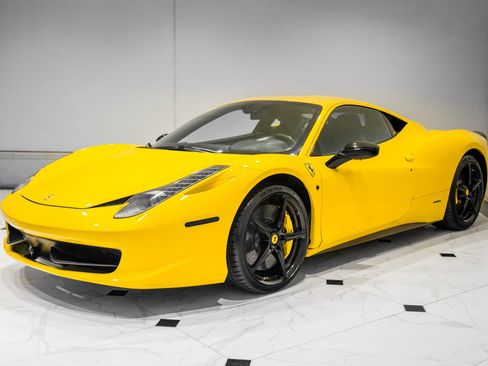 Used 2011 Ferrari 458 Italia Coupe RWD image 5