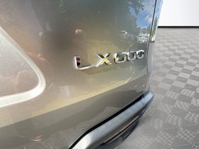 Used 2024 Lexus LX 600 4WD w/ Appearance Package image 34