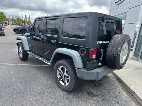 Used 2011 Jeep Wrangler Unlimited Sport AWD/4WD image 3