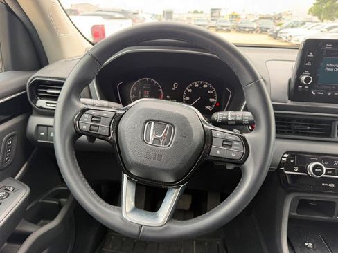 Certified 2025 Honda Pilot EX-L image 13