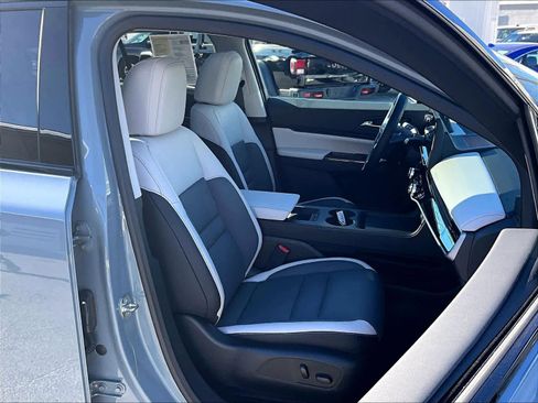 Used 2024 Honda Prologue Touring image 11