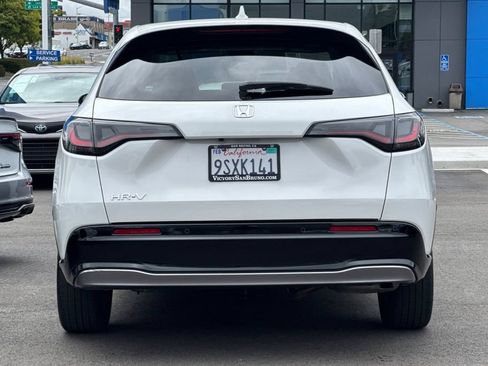 Certified 2025 Honda HR-V EX-L image 5