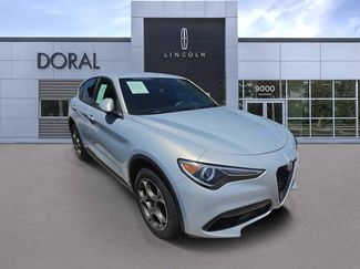 Used 2023 Alfa Romeo Stelvio Sprint RWD video 1