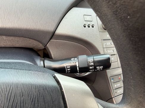 Used 2015 Toyota Prius Two FWD image 23