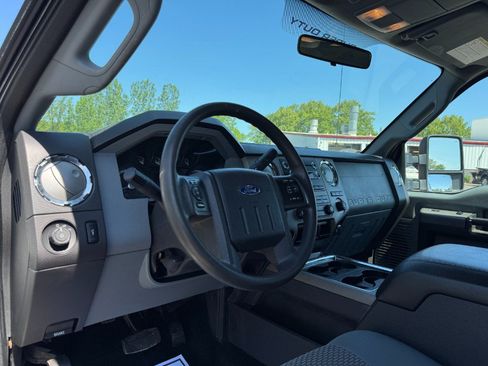 Used 2011 Ford F250 XLT AWD/4WD image 14