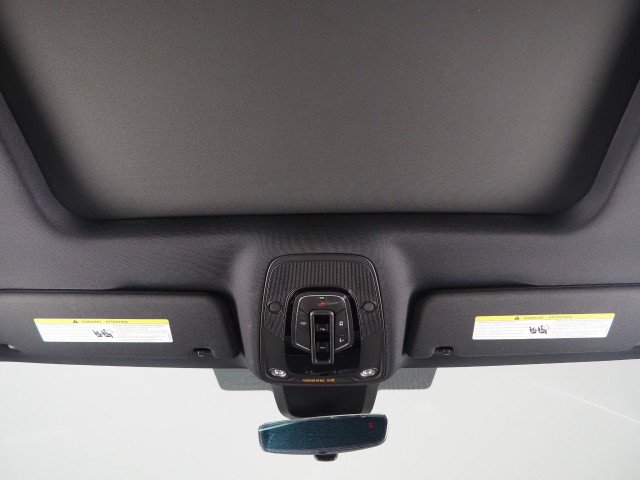 Used 2024 Audi Q8 e-tron Prestige AWD/4WD image 72