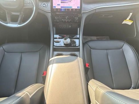 New 2024 Jeep Grand Cherokee Limited 4xe w/ Trailer Tow Package image 17