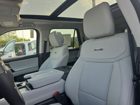 New 2027 Ford Expedition Max Platinum w/ Driver's Package AWD/4WD image 12