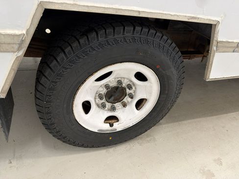 Used 2013 GMC Savana 3500 RWD image 6