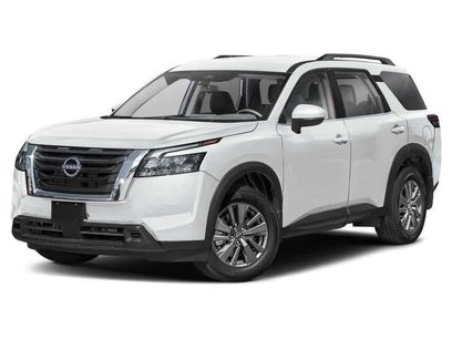Used 2025 Nissan Pathfinder SV