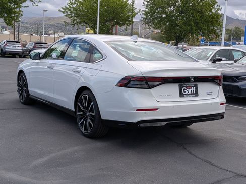 New 2026 Honda Accord Touring image 7