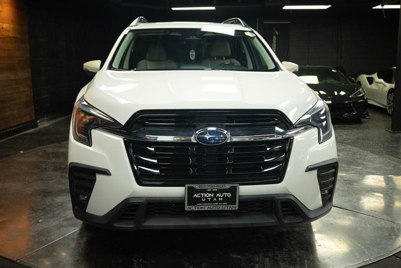 Used 2023 Subaru Ascent Limited AWD/4WD image 3