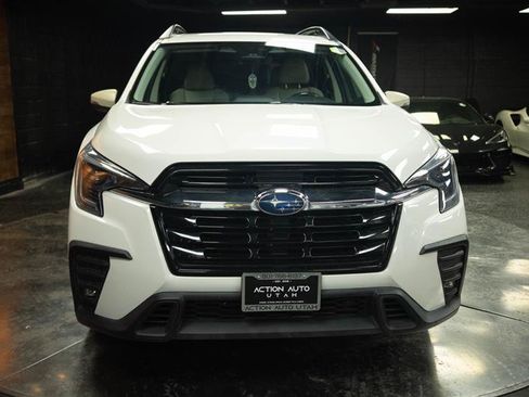 Used 2023 Subaru Ascent Limited AWD/4WD image 3