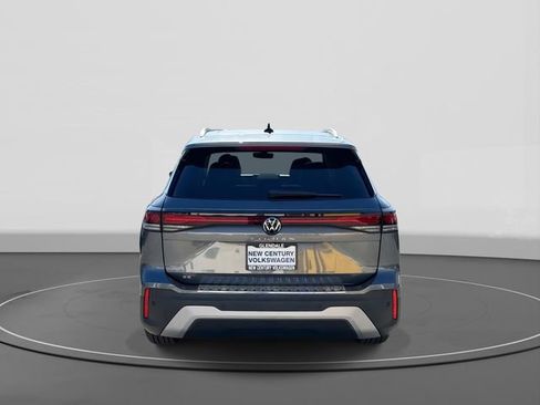 New 2026 Volkswagen Tiguan SE image 4