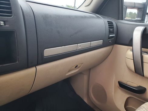 Used 2011 Chevrolet Silverado 1500 LT w/ All-Star Edition image 30