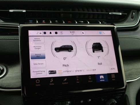 Used 2023 Jeep Grand Cherokee 30th Anniversary image 26