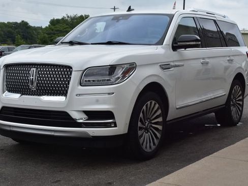 Used 2020 Lincoln Navigator Reserve w/ Luxury Package AWD/4WD image 18