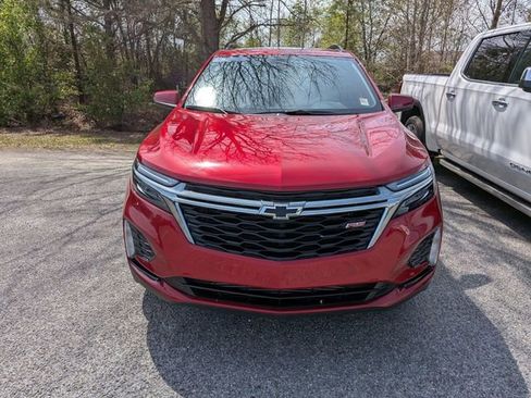 Used 2022 Chevrolet Equinox RS image 2