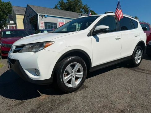 Used 2014 Toyota RAV4 XLE AWD/4WD image 11