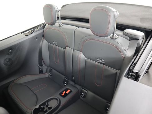 New 2026 MINI Cooper S image 31