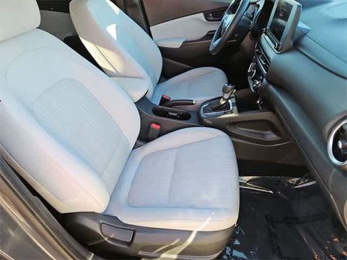 Used 2023 Hyundai Kona SEL image 21
