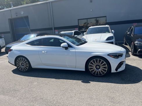 Used 2026 Mercedes-Benz CLE 300 4MATIC Coupe image 5