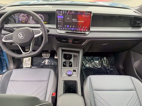 New 2026 Volkswagen Tiguan SE R-Line image 24