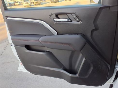 New 2025 Chevrolet Colorado Z71 w/ Midnight Edition image 22