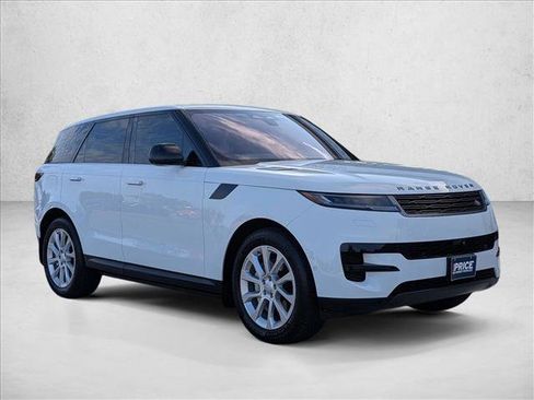 Used 2023 Land Rover Range Rover Sport SE AWD/4WD image 3