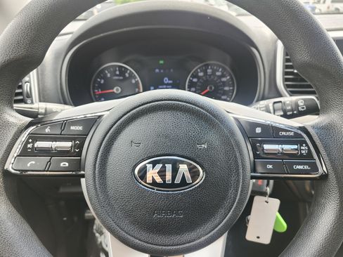 Used 2020 Kia Sportage LX FWD image 25