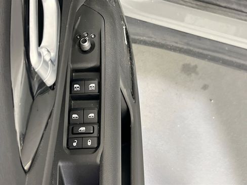 Used 2022 Jeep Compass Trailhawk w/ Trailhawk Elite Group image 18