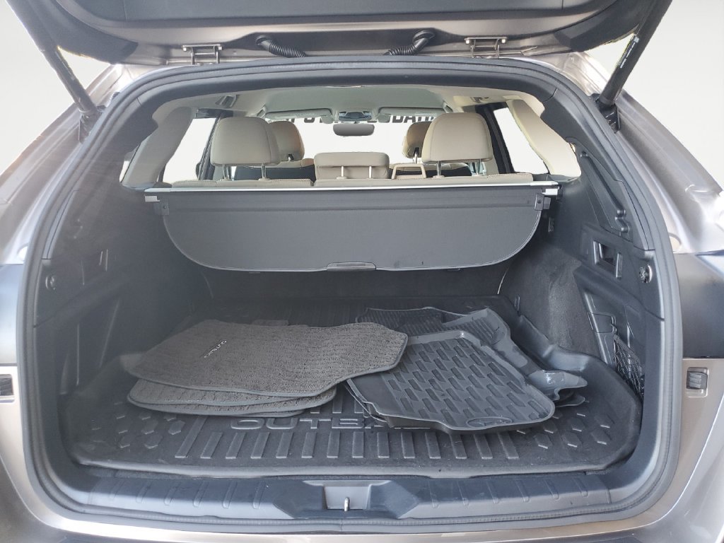 Used 2021 Subaru Outback Premium AWD/4WD image 16