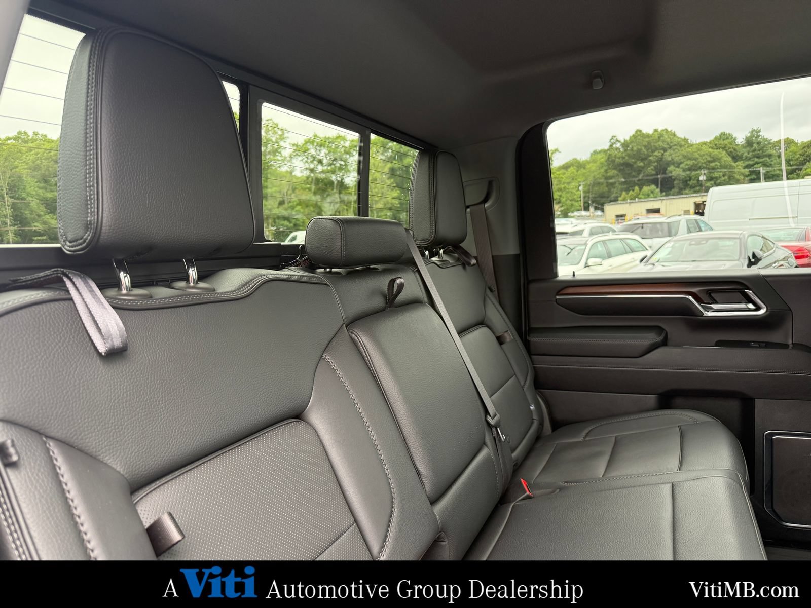 Used 2024 GMC Sierra 2500 Denali w/ Denali Reserve Package AWD/4WD image 27