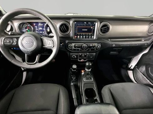 Used 2023 Jeep Wrangler Unlimited w/ Sun & Screen Package AWD/4WD image 7