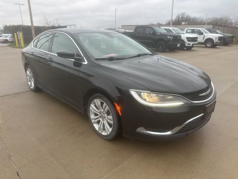 Used 2015 Chrysler 200 Limited w/ Spring Special Group image 5