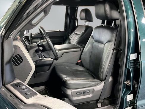 Used 2011 Ford F350 Lariat w/ Lariat Interior Pkg image 21