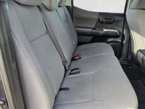 Used 2018 Toyota Tacoma SR5 image 20