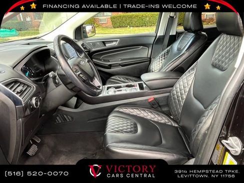 Used 2023 Ford Edge Titanium image 15